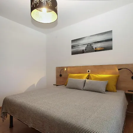 Appartement Stinjan 1868 *