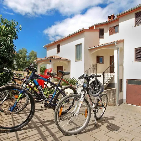 Appartement Stinjan 1868