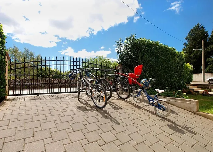 Stinjan 1868 Διαμέρισμα *